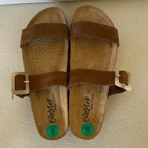 NWT Biostep Brown Suede Dual Band Sandals w/Buckle - Size 8